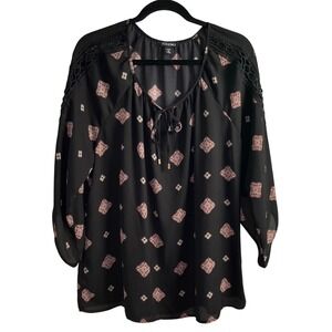 ROZ & ALI 1X Black Boho Medallion Print Lace Trim Tie Neck Blouse Top Plus Size